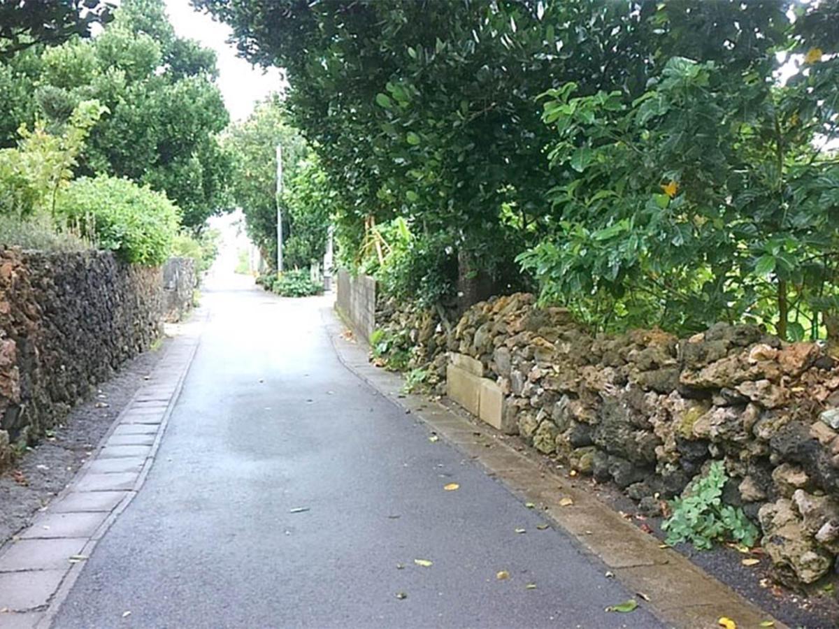 石垣島 一棟貸切りのお宿 ちゅら赤瓦 Ishigaki  Екстер'єр фото