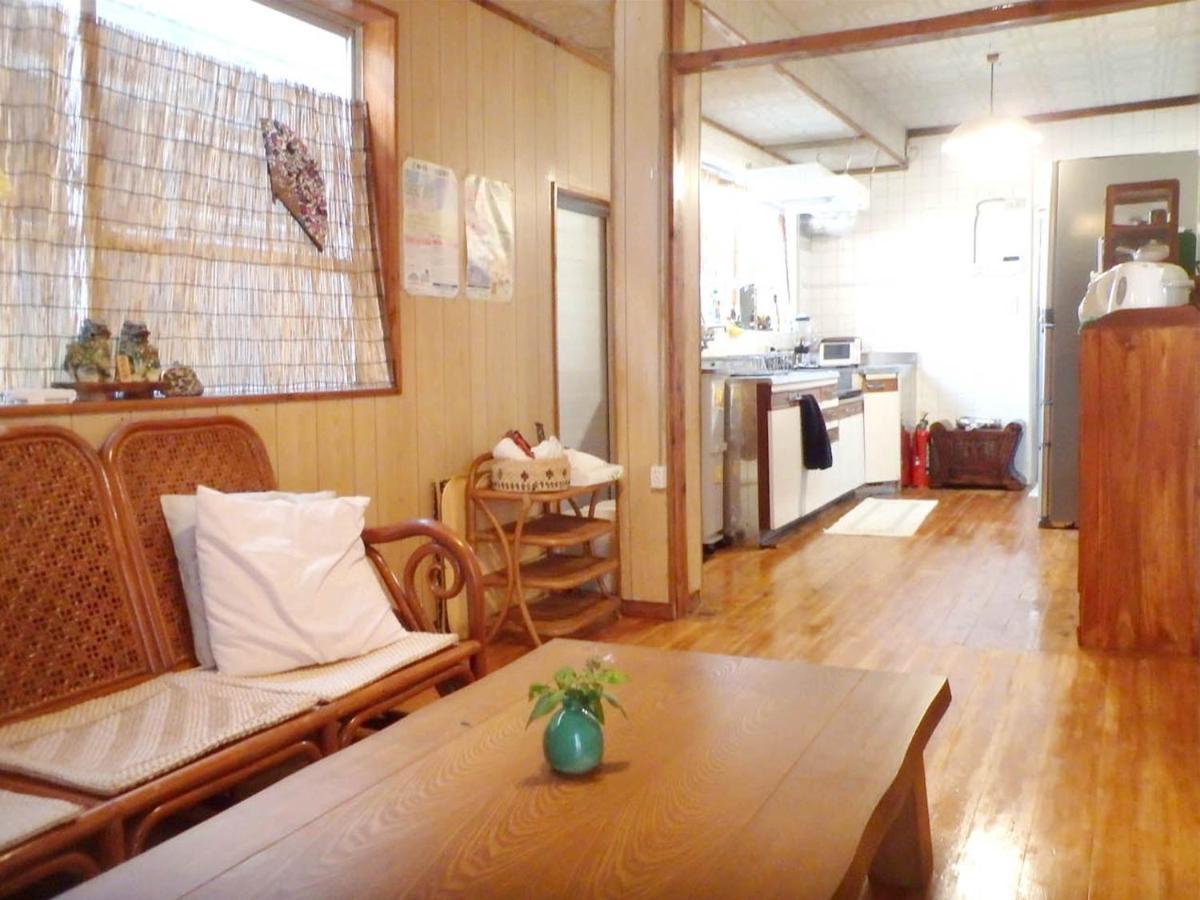 石垣島 一棟貸切りのお宿 ちゅら赤瓦 Ishigaki  Екстер'єр фото